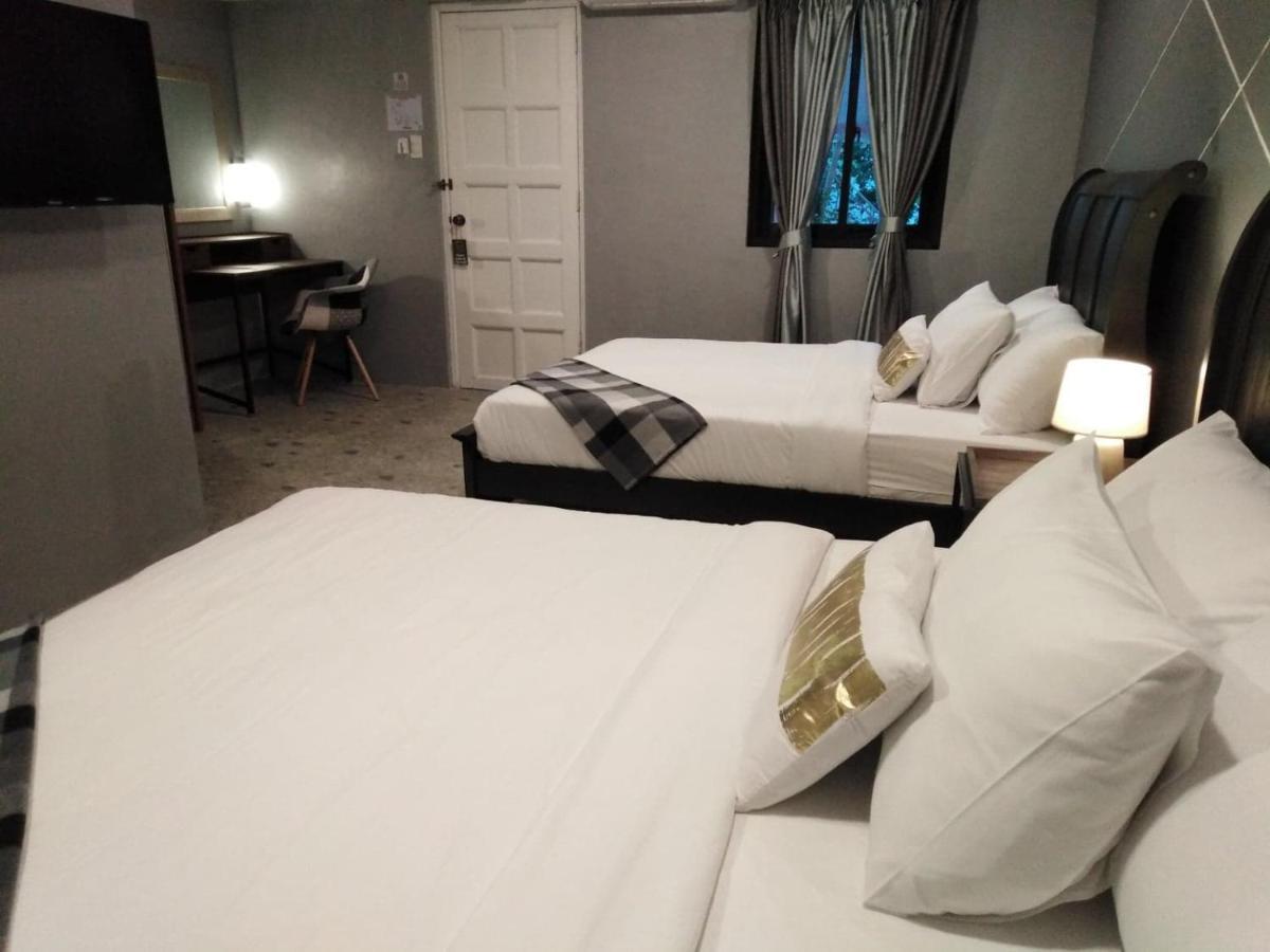 R Bed And Breakfast Baguio City Esterno foto