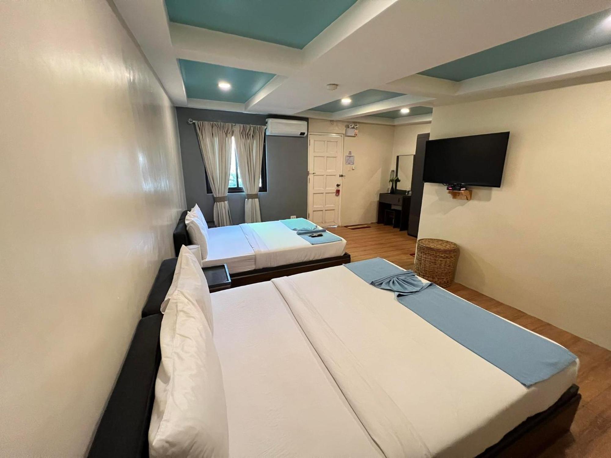 R Bed And Breakfast Baguio City Esterno foto