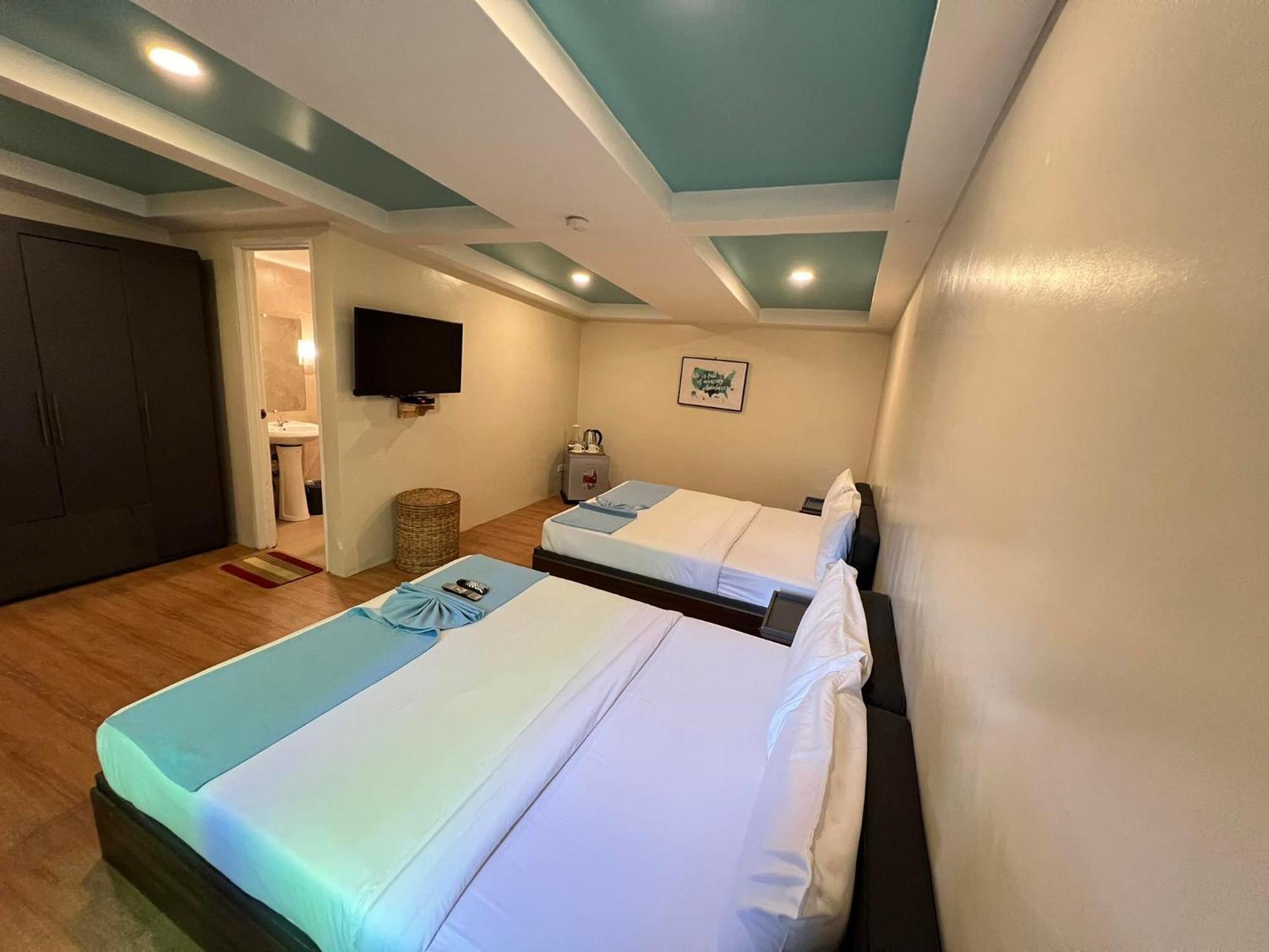 R Bed And Breakfast Baguio City Esterno foto